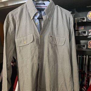 Tommy Hilfiger button up shirt Size M